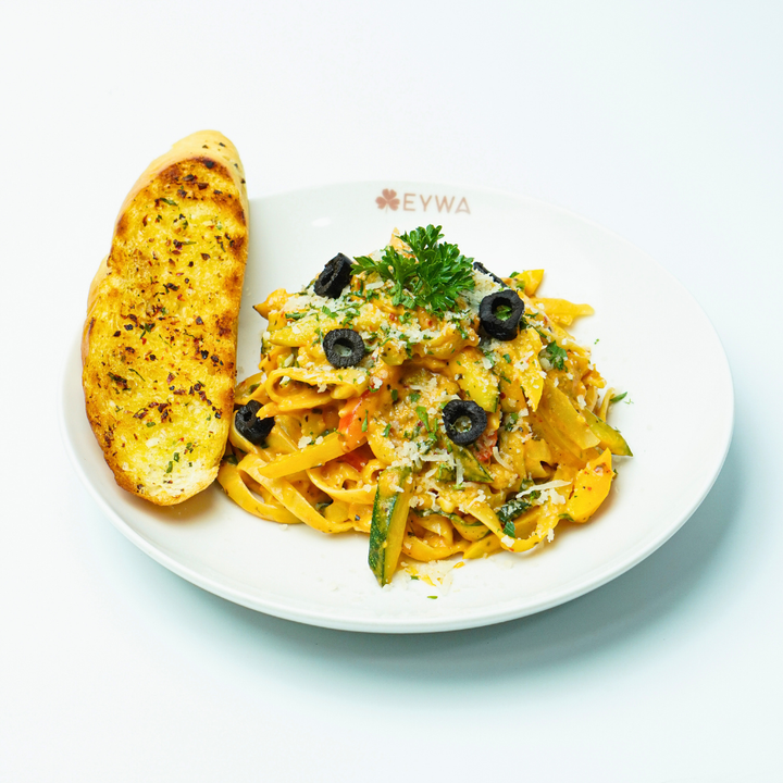 TOMATO CREAM FETTUCCINE